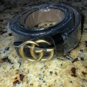 Gucci belt (NOT AUTHENTIC) PRICE IS FIRM